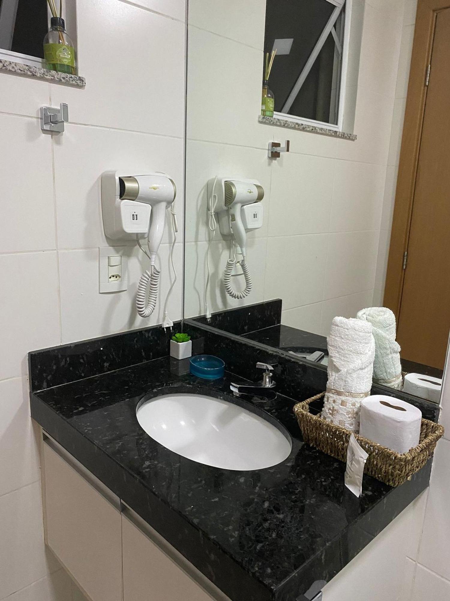 Lindo E Confortavel Apartamento Арраял-ду-Кабу Экстерьер фото